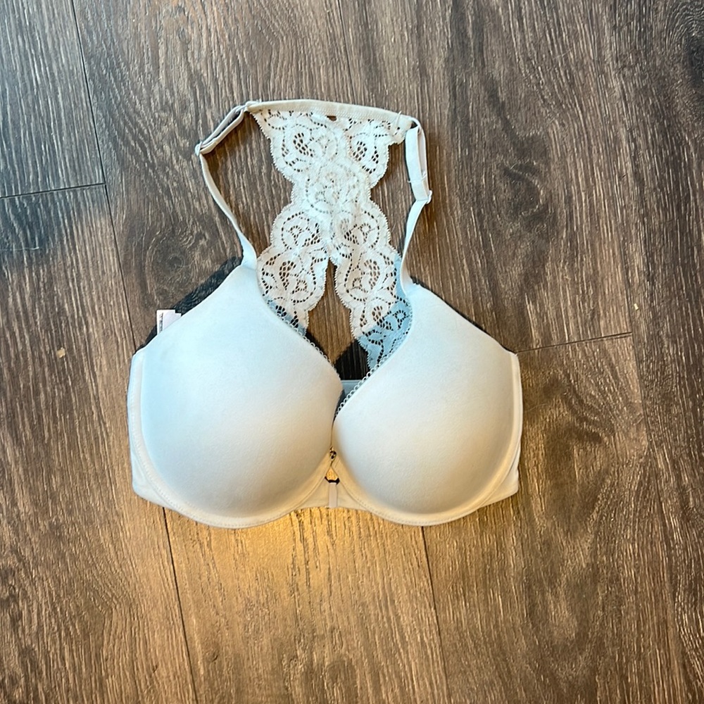 Victoria’s Secret bra